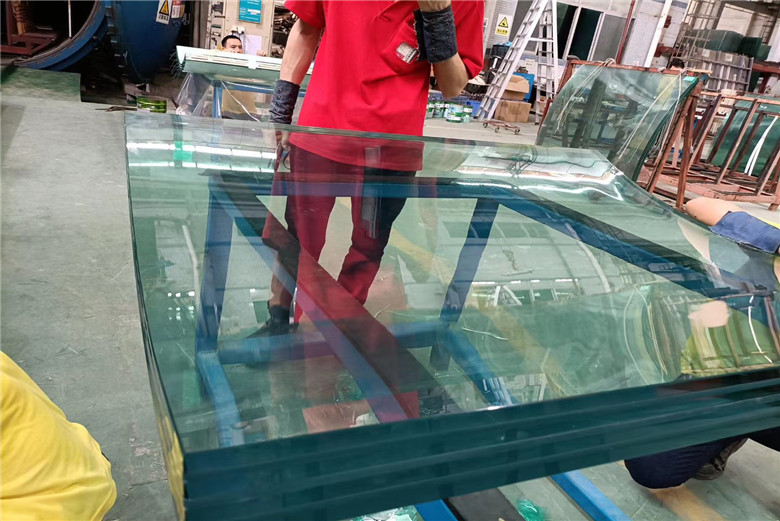 BTG glass 15mm 2.28pvb 15mm 2.28pvb 15mm 2.28pvb 15mm clear tempered curved laminated glass