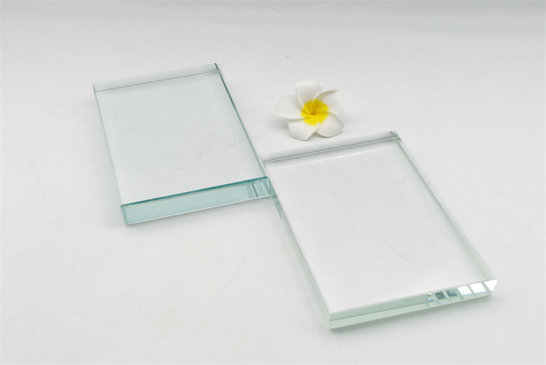 The Strength and Beauty of Tempered Glass: Enhance Your Space with Durable Elegance