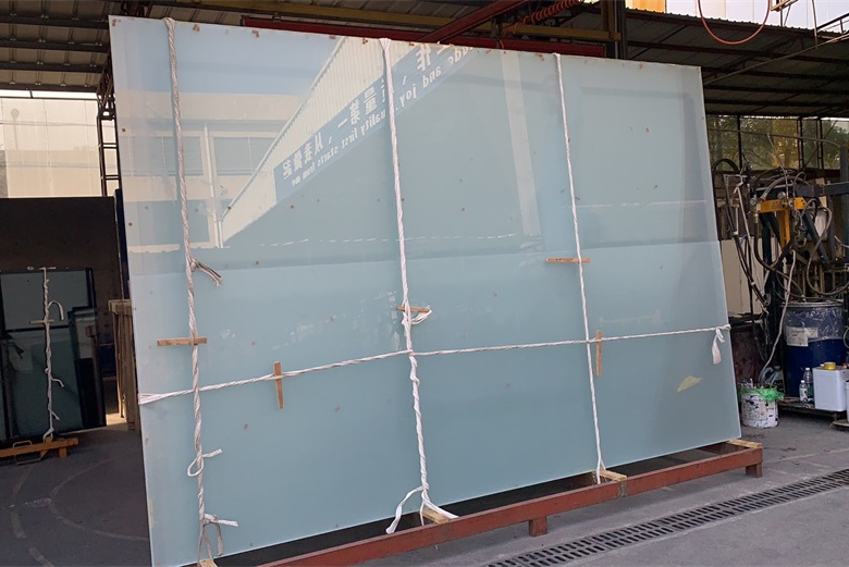 BTG oversize laminated insulated curtain wall glass for project in Vietnam